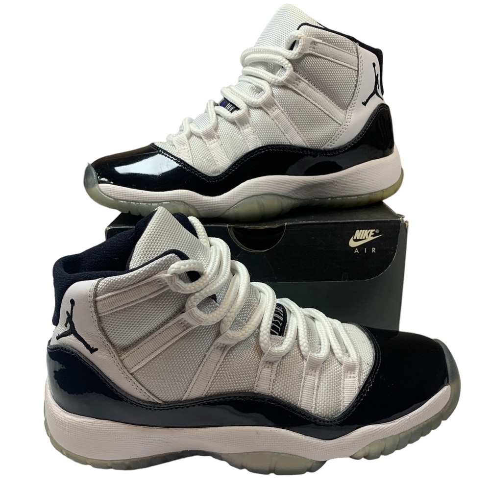 Size 5 - Jordan 11 Retro High Concord